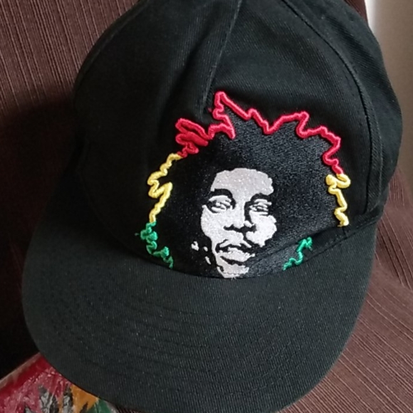 Vintage Bob Marley Embroidered Ball Cap & Wristband Set - Picture 2 of 16